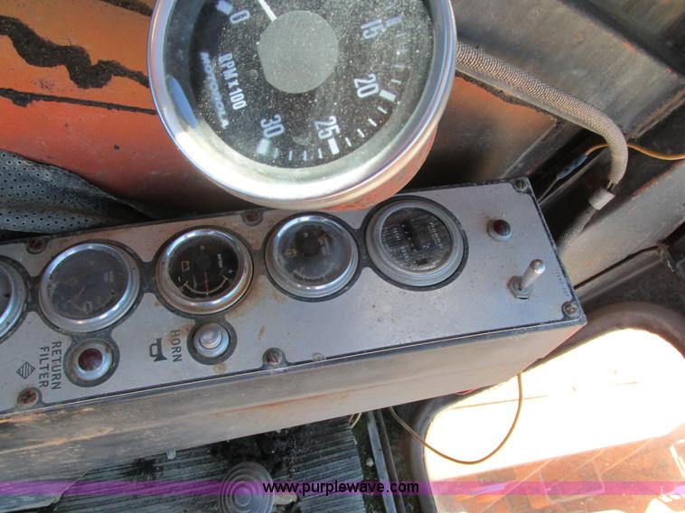 image for item I4160 1982 Koehring 424 rubber tire excavator