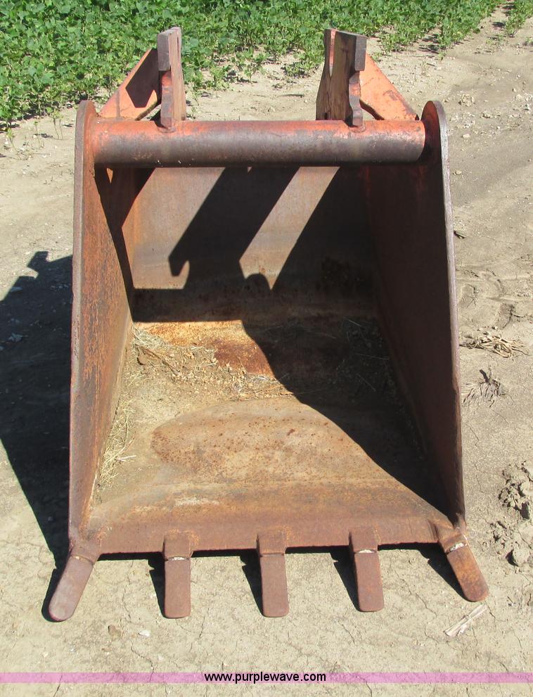 image for item I4160 1982 Koehring 424 rubber tire excavator