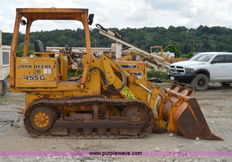 image for item I4611 1989 John Deere 455G track loader