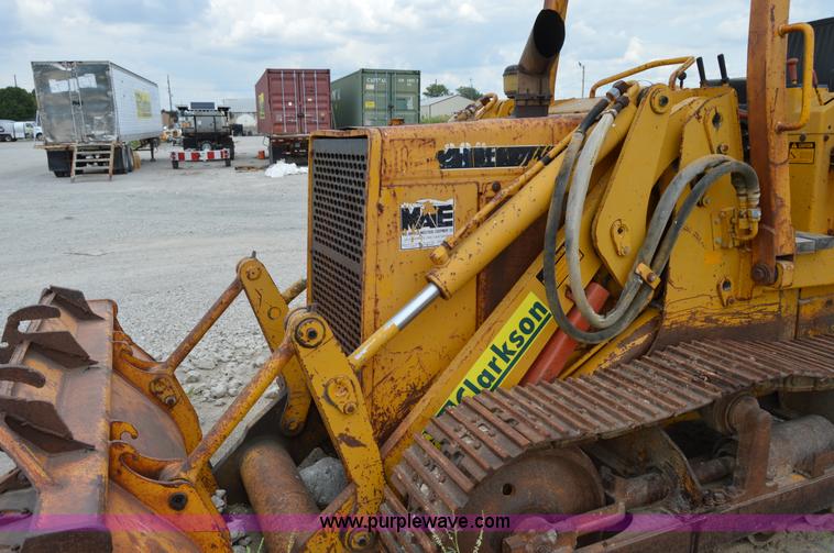 image for item I4611 1989 John Deere 455G track loader