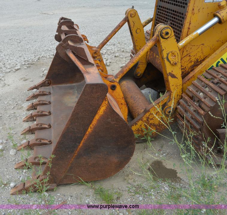 image for item I4611 1989 John Deere 455G track loader