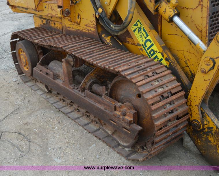image for item I4611 1989 John Deere 455G track loader