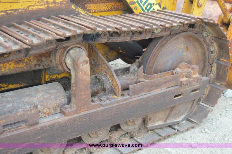 image for item I4611 1989 John Deere 455G track loader