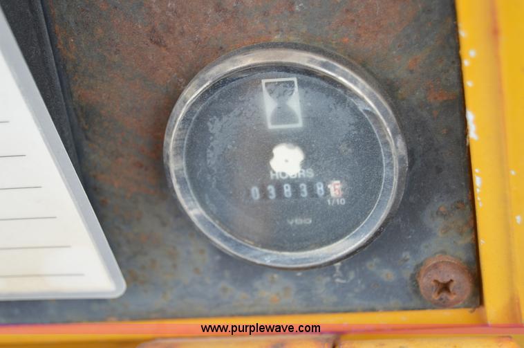 image for item I4611 1989 John Deere 455G track loader