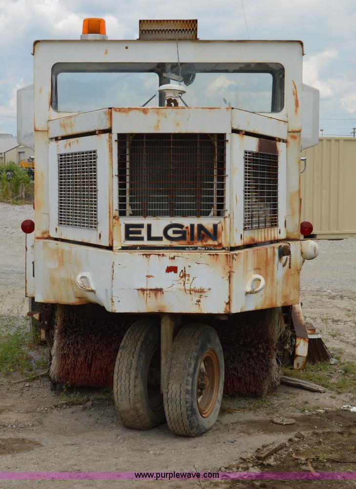 image for item I4612 Elgin Pelican street sweeper