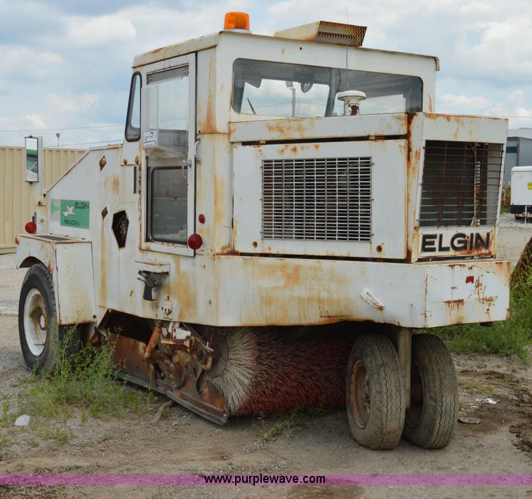 image for item I4612 Elgin Pelican street sweeper