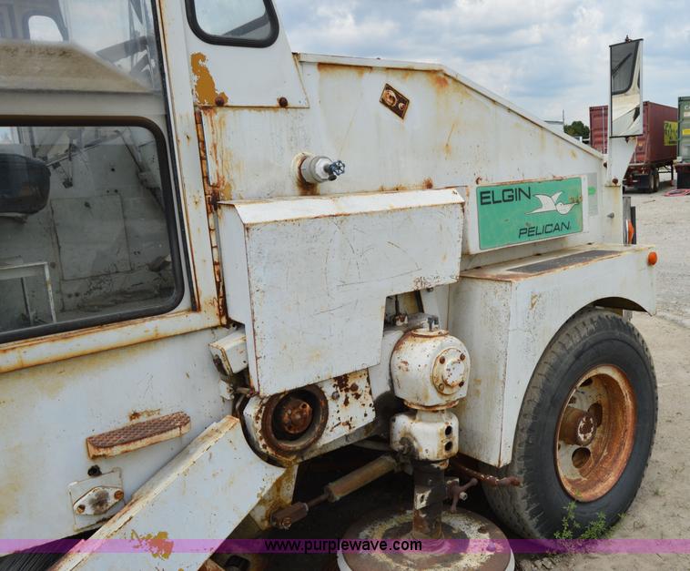 image for item I4612 Elgin Pelican street sweeper