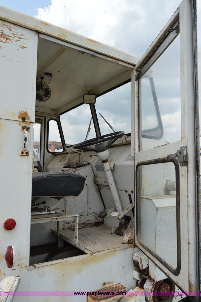 image for item I4612 Elgin Pelican street sweeper