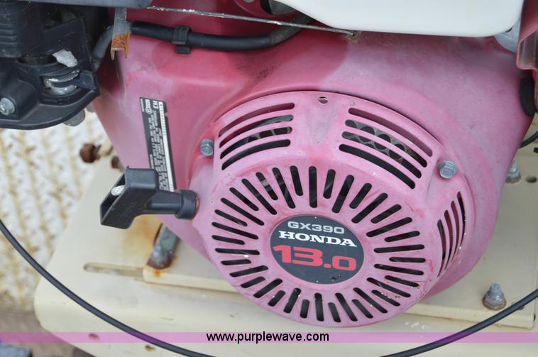 image for item I4614 1994 Ford F800 service truck with crane