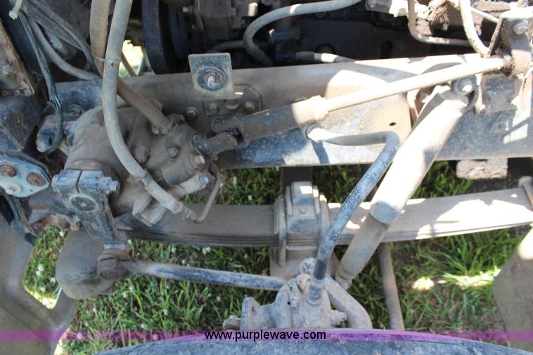 image for item J1129 1988 Ford LTL9000 semi truck