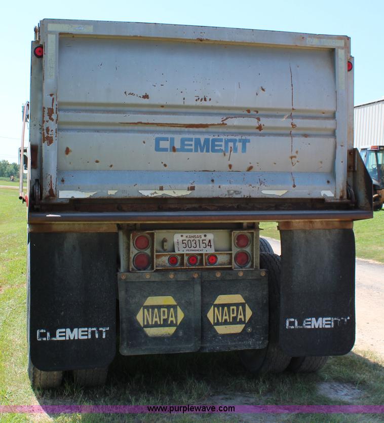 image for item J1152 1994 Clement end dump trailer