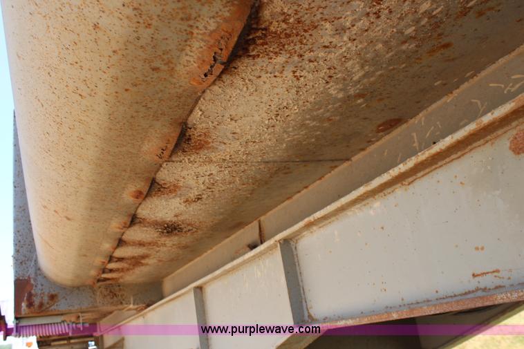 image for item J1152 1994 Clement end dump trailer