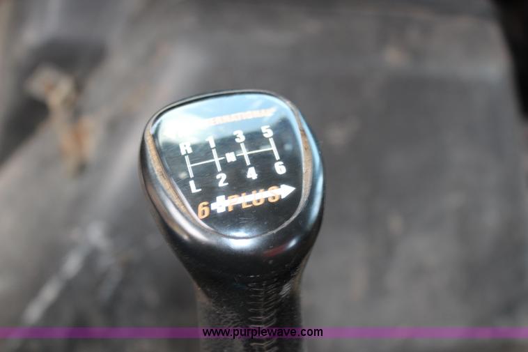 image for item J1160 1992 International 7100 dump truck