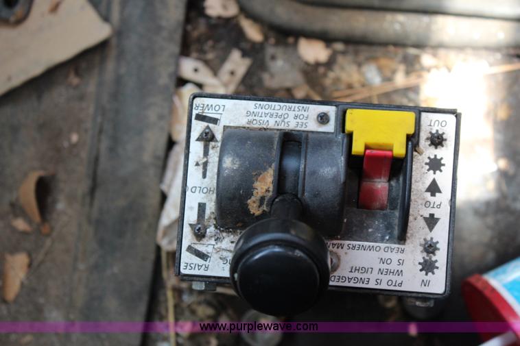 image for item J1160 1992 International 7100 dump truck