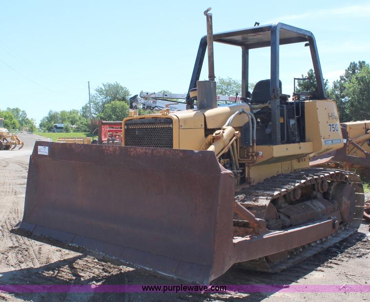 image for item J1200 1997 John Deere 750 dozer