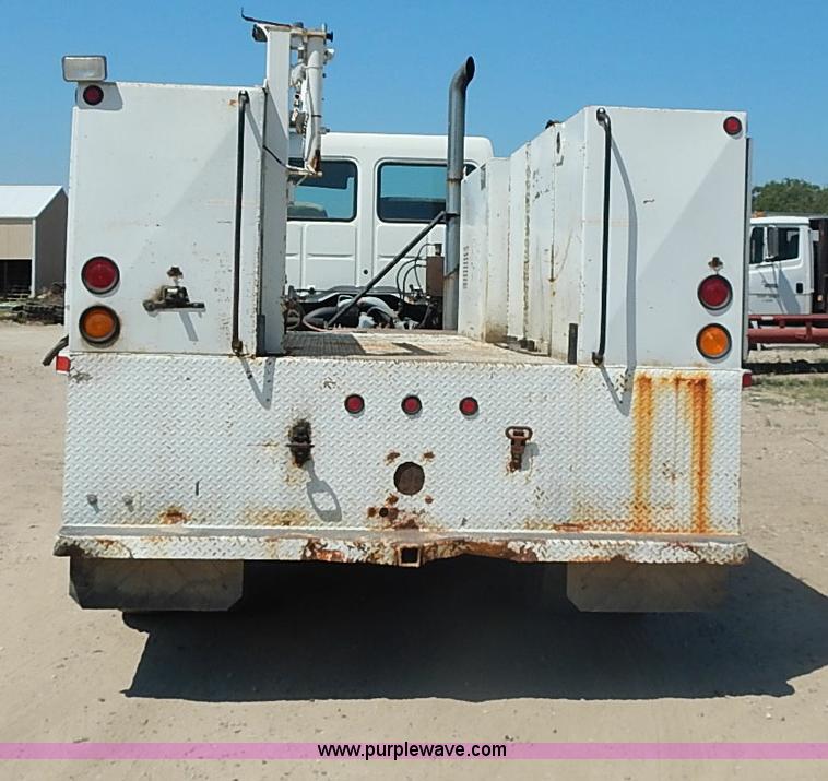 image for item J1203 1986 Ford CF6000 service truck