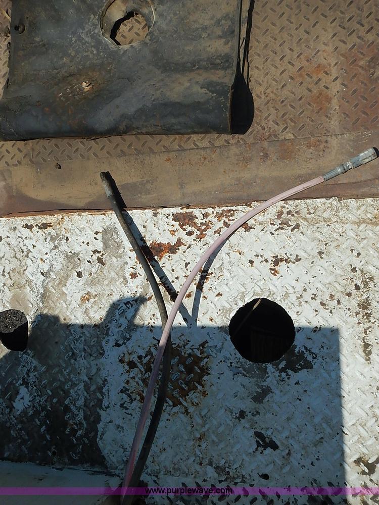 image for item J1203 1986 Ford CF6000 service truck