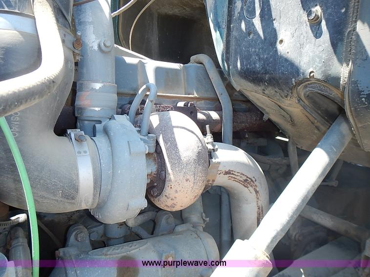 image for item J1205 1987 Ford LN9000 semi truck