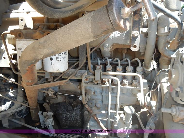 image for item J1205 1987 Ford LN9000 semi truck