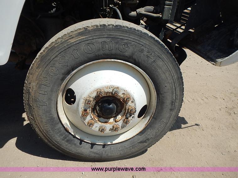 image for item J1205 1987 Ford LN9000 semi truck