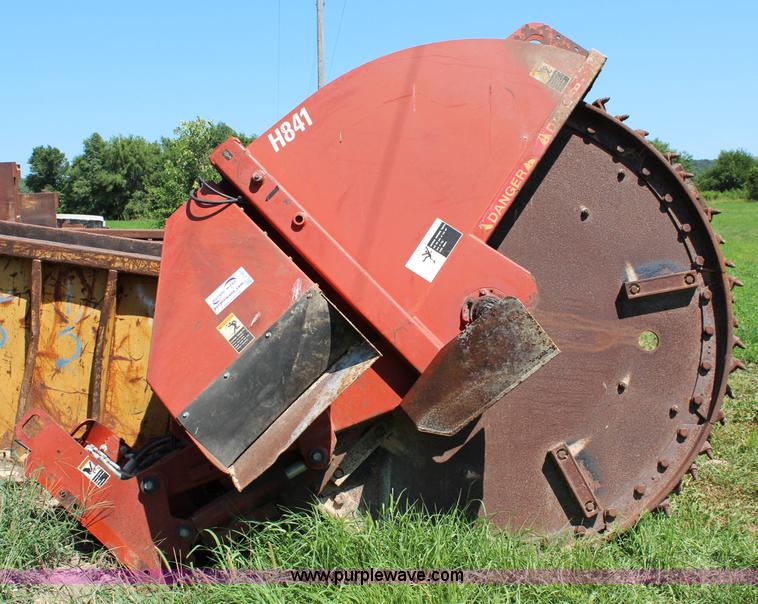image for item J1207 Ditch Witch H841 rock saw