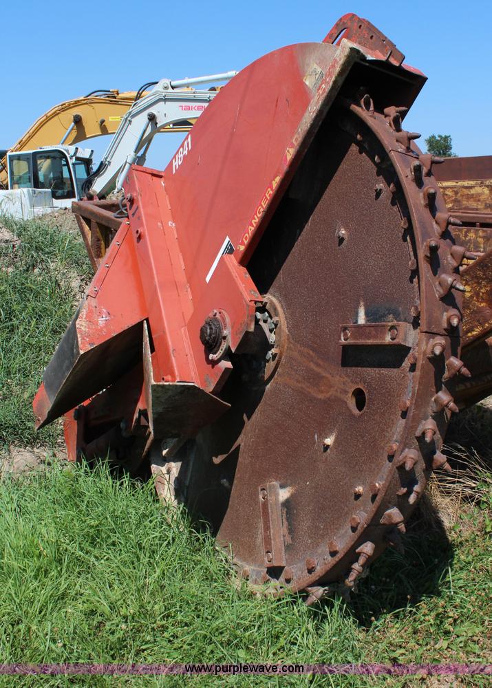 image for item J1207 Ditch Witch H841 rock saw