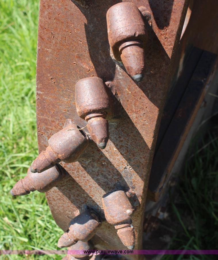 image for item J1207 Ditch Witch H841 rock saw