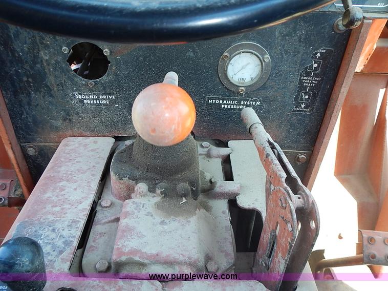 image for item J1209 Ditch Witch 6510 trencher