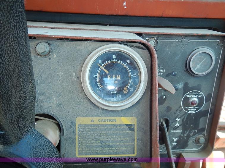 image for item J1209 Ditch Witch 6510 trencher