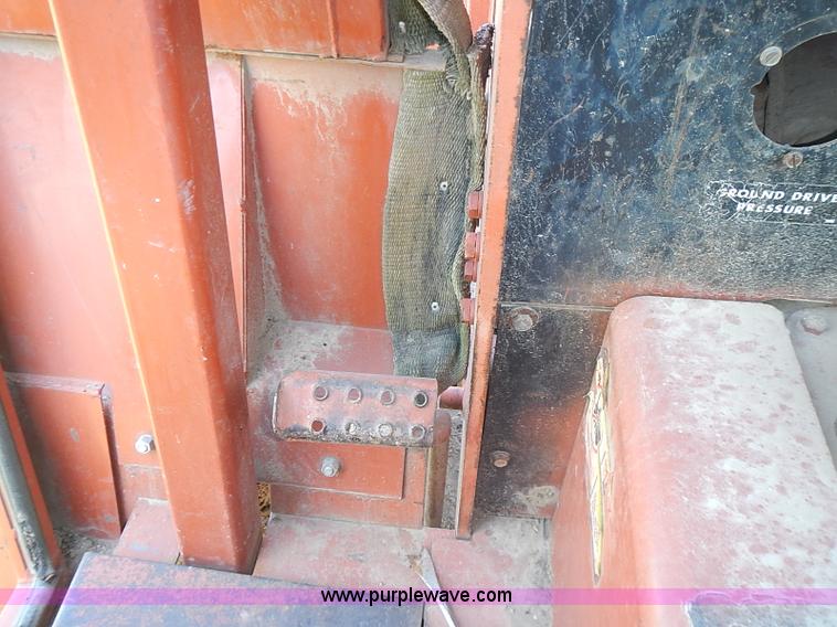 image for item J1209 Ditch Witch 6510 trencher