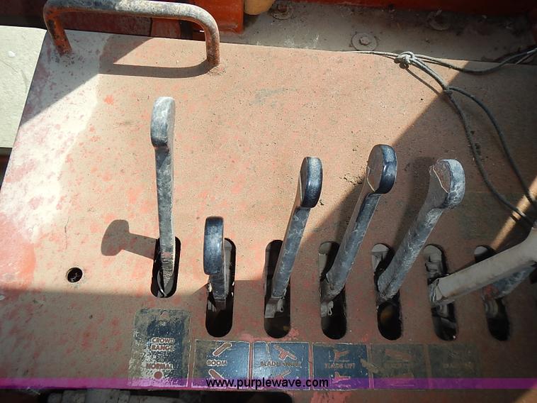 image for item J1209 Ditch Witch 6510 trencher