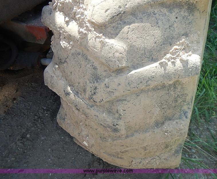 image for item J1209 Ditch Witch 6510 trencher