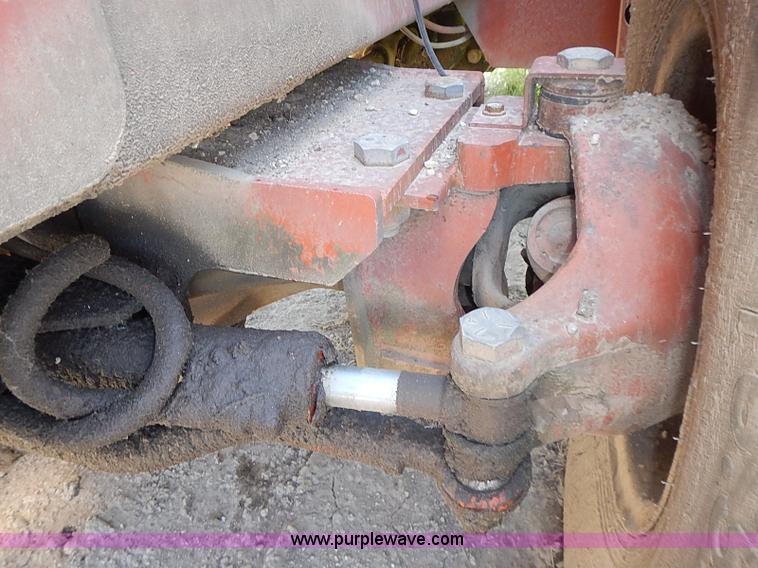 image for item J1209 Ditch Witch 6510 trencher