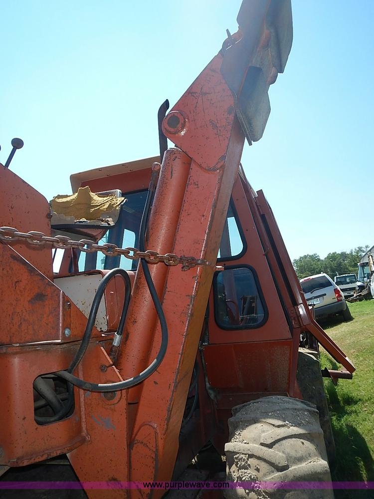 image for item J1209 Ditch Witch 6510 trencher