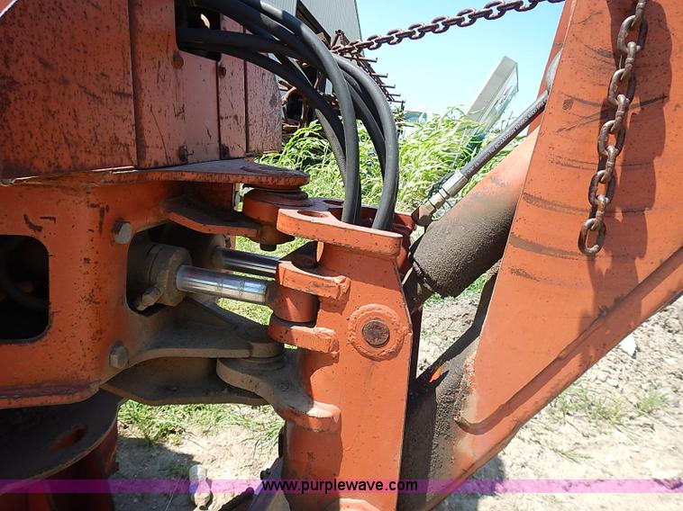 image for item J1209 Ditch Witch 6510 trencher