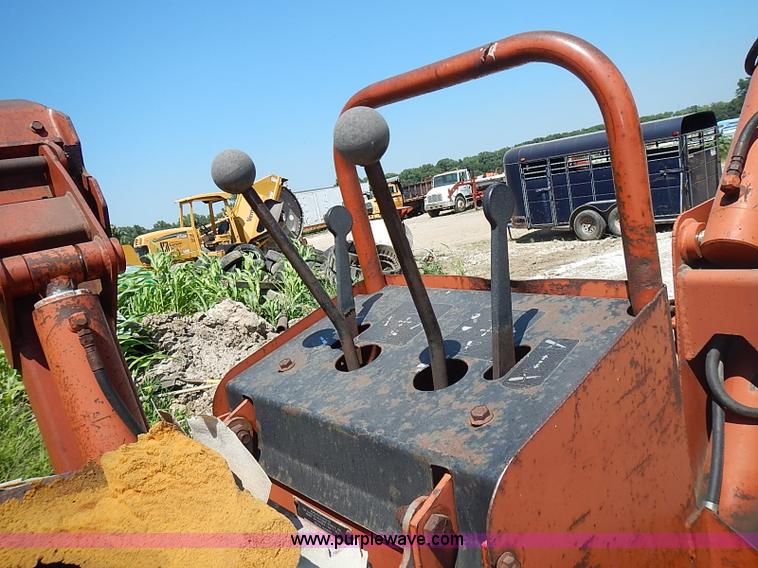 image for item J1209 Ditch Witch 6510 trencher