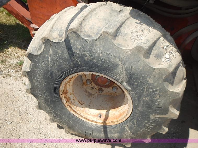 image for item J1209 Ditch Witch 6510 trencher