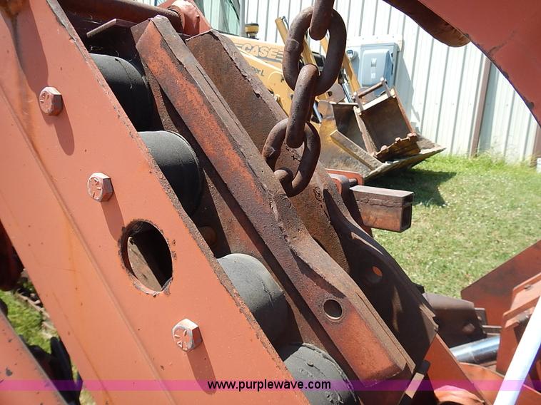 image for item J1209 Ditch Witch 6510 trencher