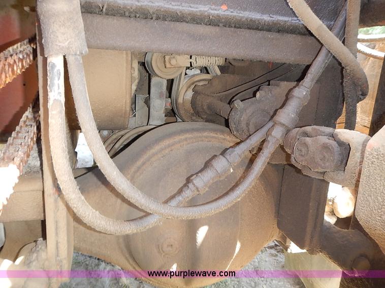 image for item J1209 Ditch Witch 6510 trencher