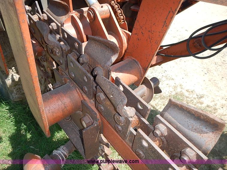 image for item J1209 Ditch Witch 6510 trencher