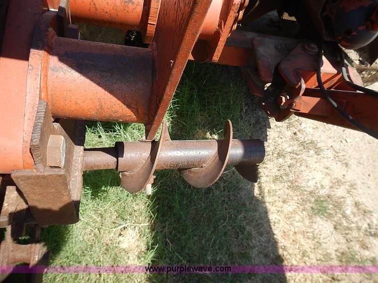 image for item J1209 Ditch Witch 6510 trencher
