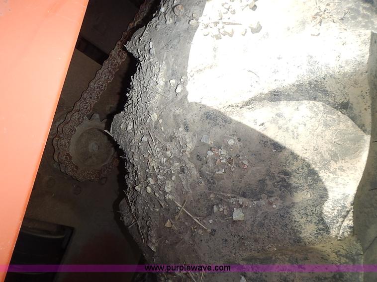 image for item J1209 Ditch Witch 6510 trencher