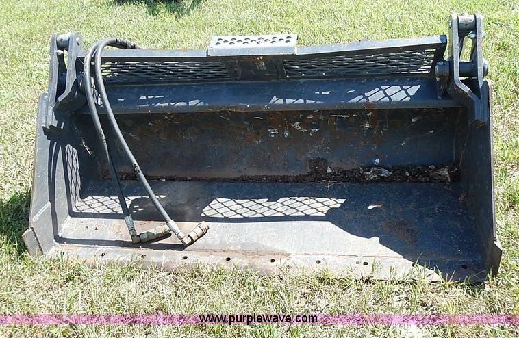 image for item J2047 Thomas U-2887 four-in-one bucket