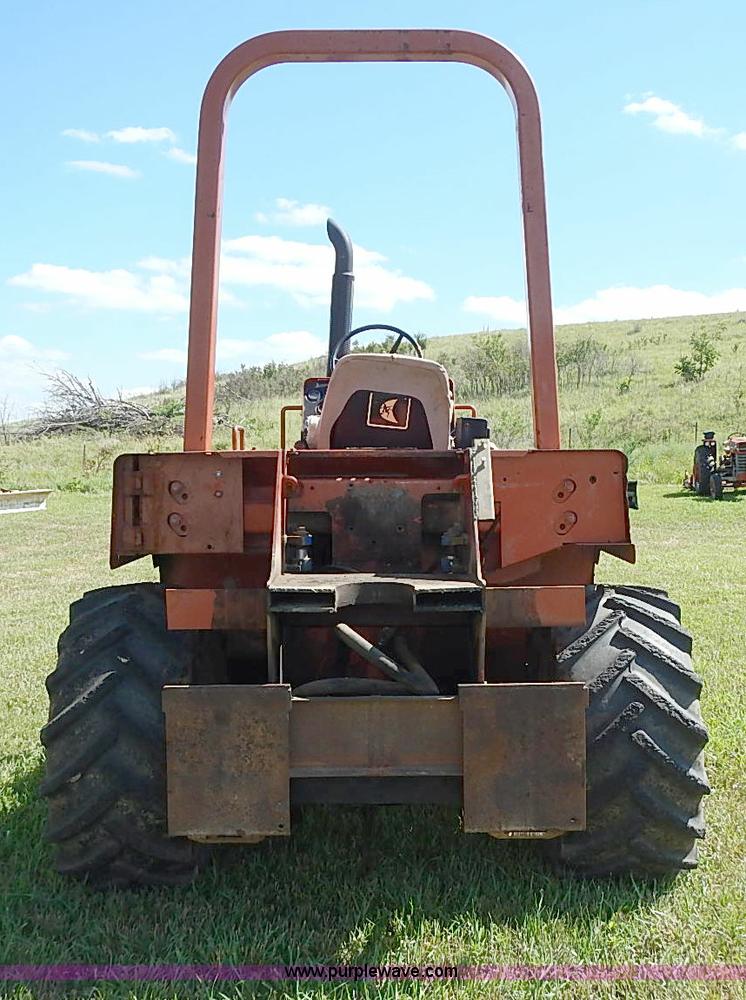 image for item J2073 1994 Ditch Witch 8020 trencher
