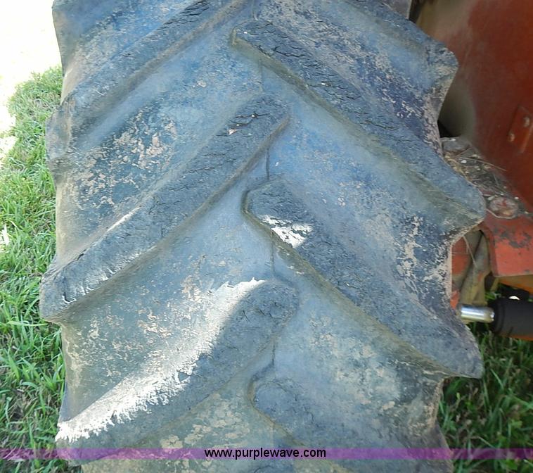 image for item J2073 1994 Ditch Witch 8020 trencher