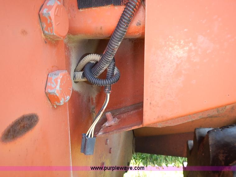 image for item J2073 1994 Ditch Witch 8020 trencher
