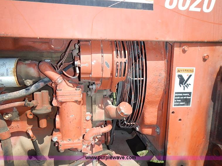 image for item J2073 1994 Ditch Witch 8020 trencher