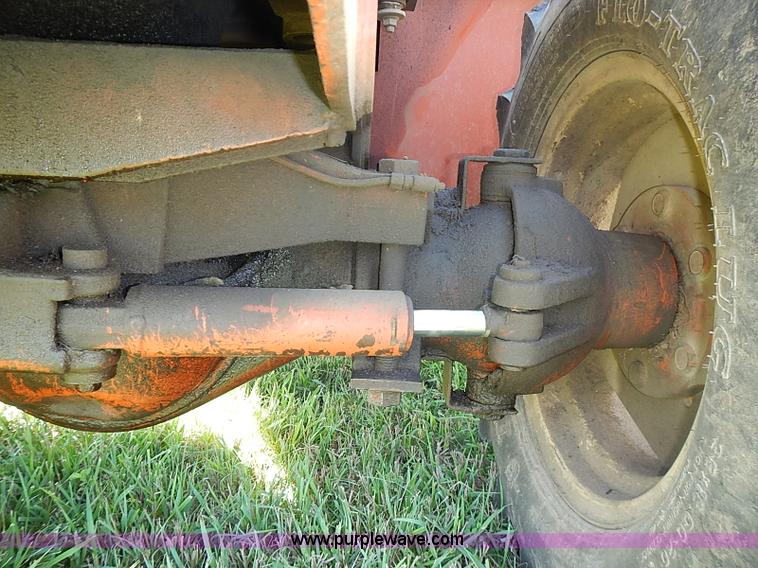 image for item J2073 1994 Ditch Witch 8020 trencher