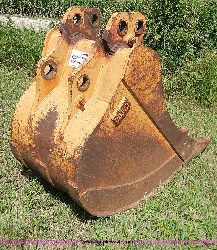 image for item J2106 Case four tooth excavator bucket