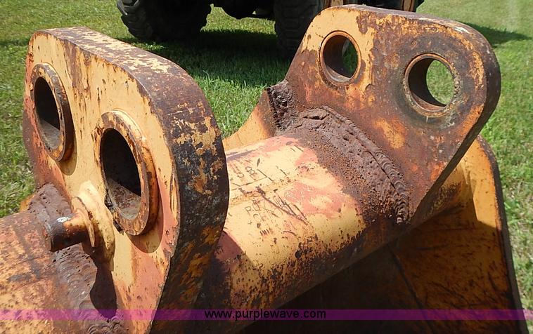 image for item J2106 Case four tooth excavator bucket